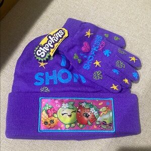 Shopkins Purple Beanie and Gloves Set